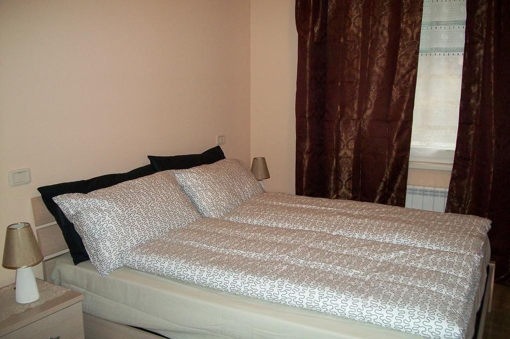 Ferienwohnung Residenza Porte Vecchie Riva del Garda Exterior foto