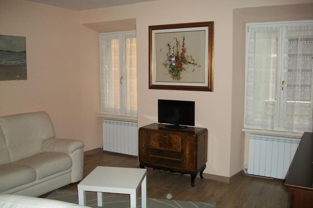 Ferienwohnung Residenza Porte Vecchie Riva del Garda Exterior foto